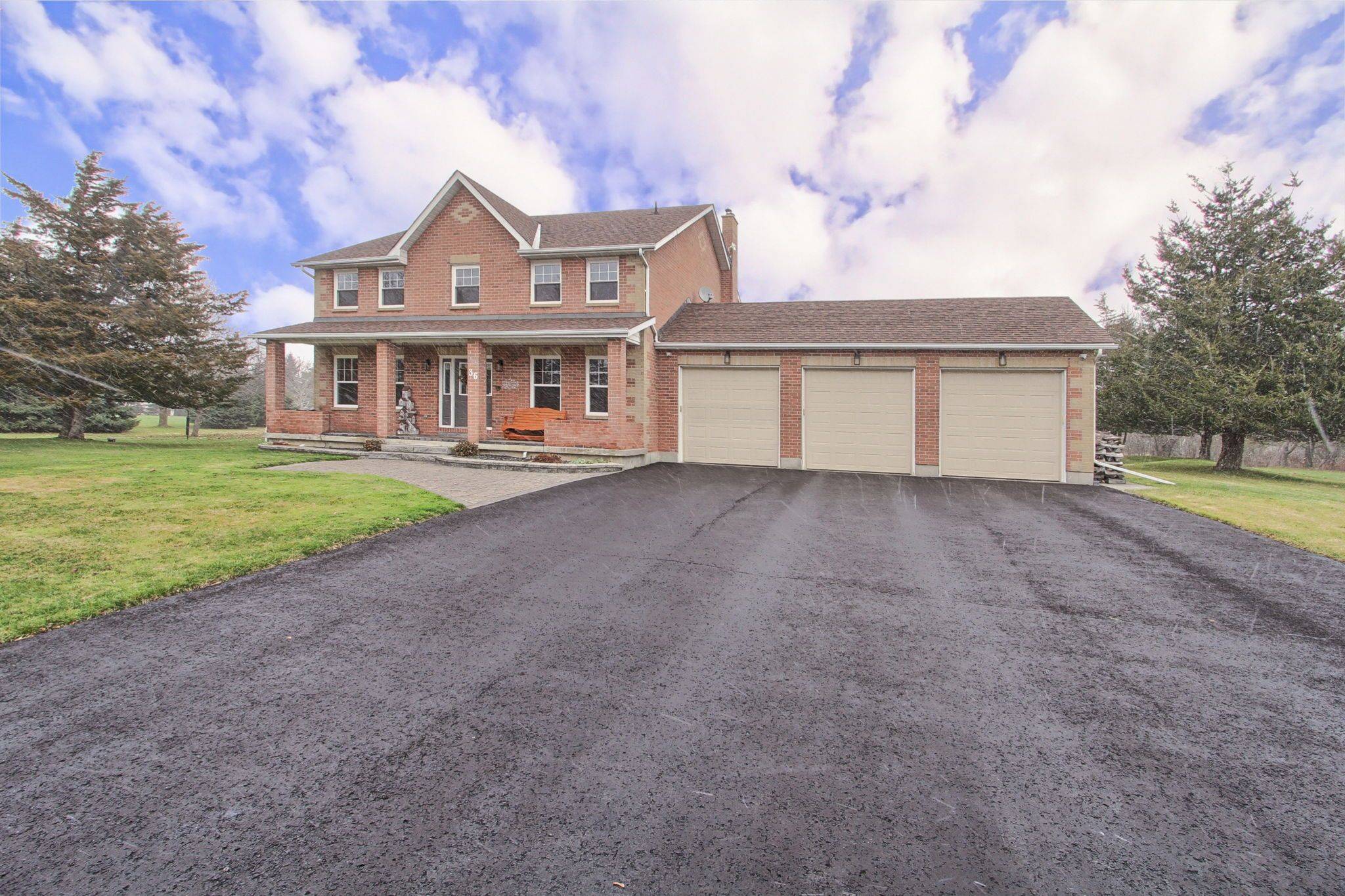 36 Audubon WAY, Georgina, ON L0E 1A0