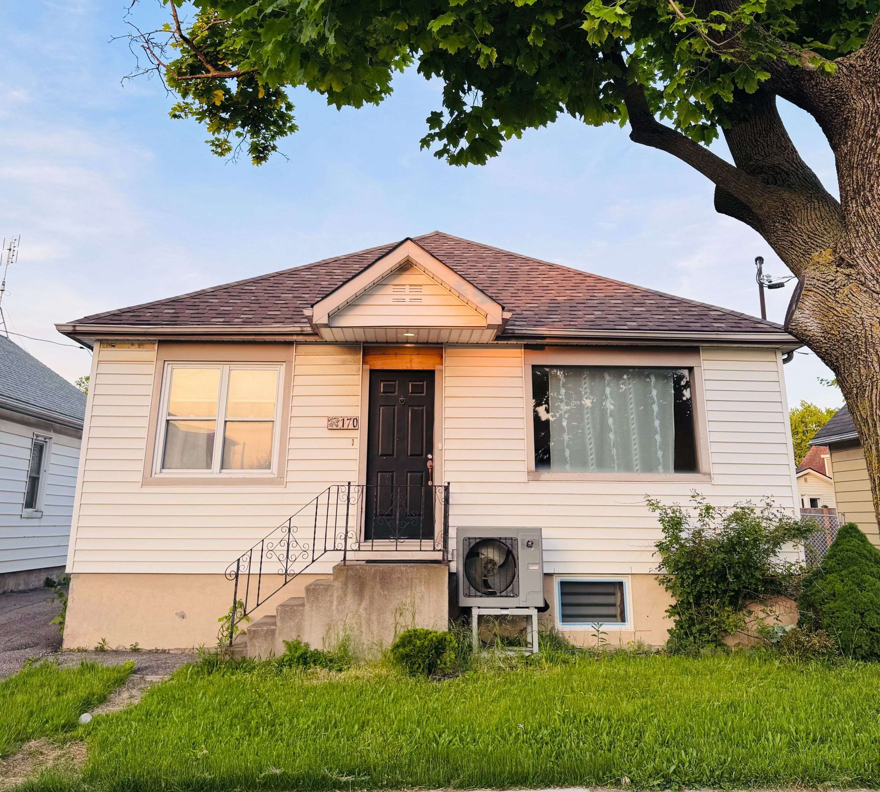 170 Louth ST #Basement, St. Catharines, ON L2S 2R3