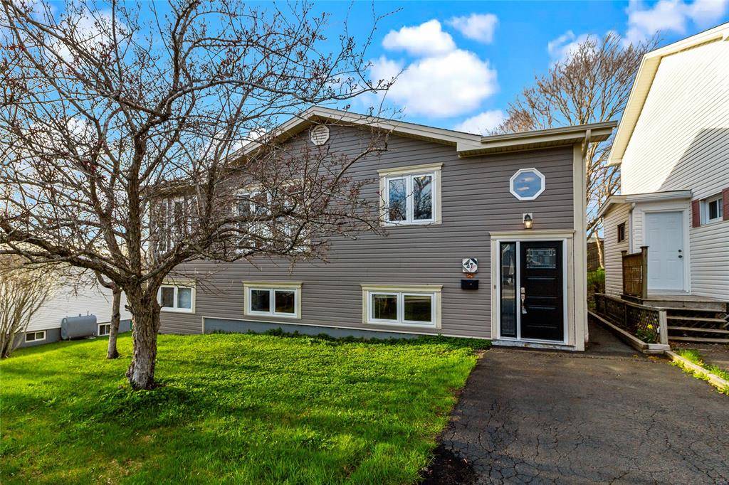27 Griffins Lane, St. John's, NL A1G 1M4