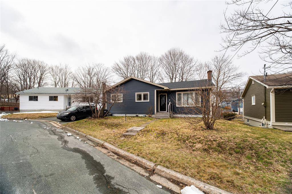 9 Davidson Place, St.john's, NL A1E 2A4