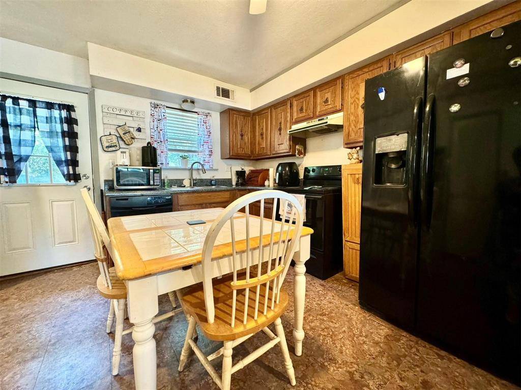 1319 W Morgan Street, Denison, TX 75020