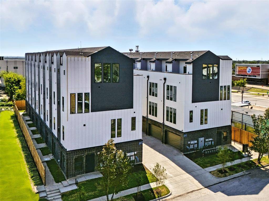 312 N Lancaster Avenue #104, Dallas, TX 75203