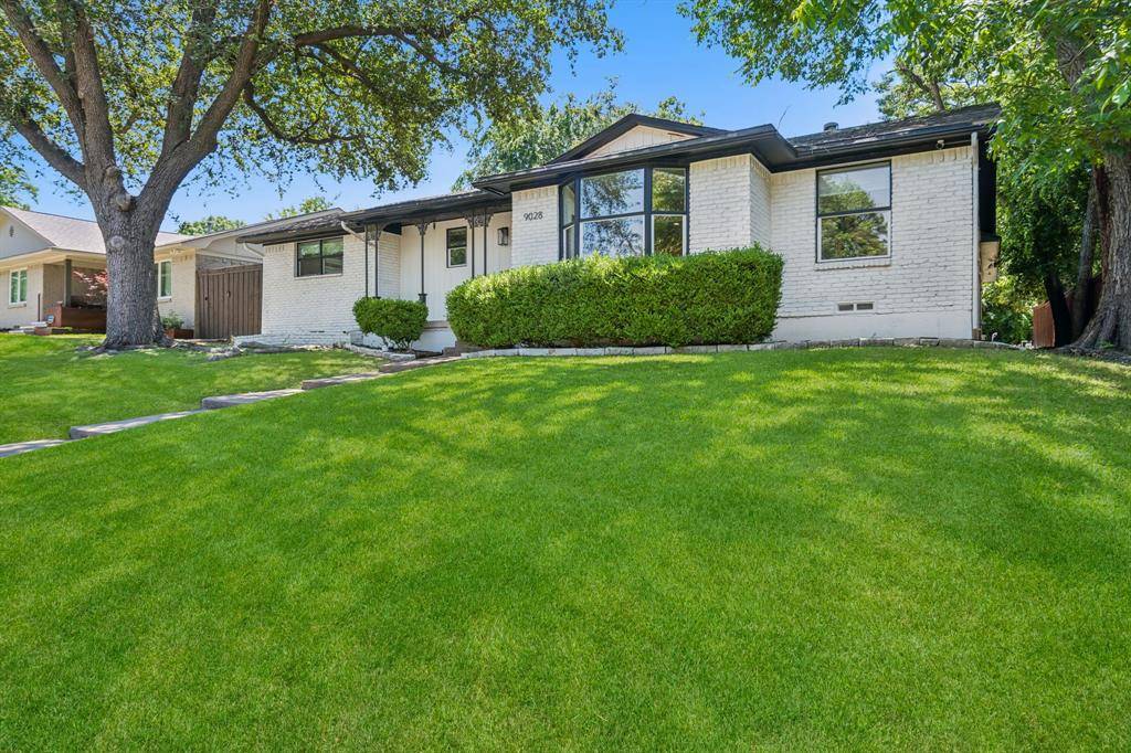 9028 Fringewood Drive, Dallas, TX 75228