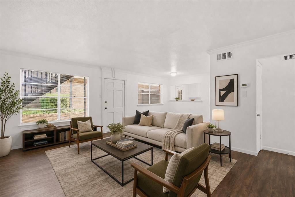 7929 Royal Lane #121, Dallas, TX 75230