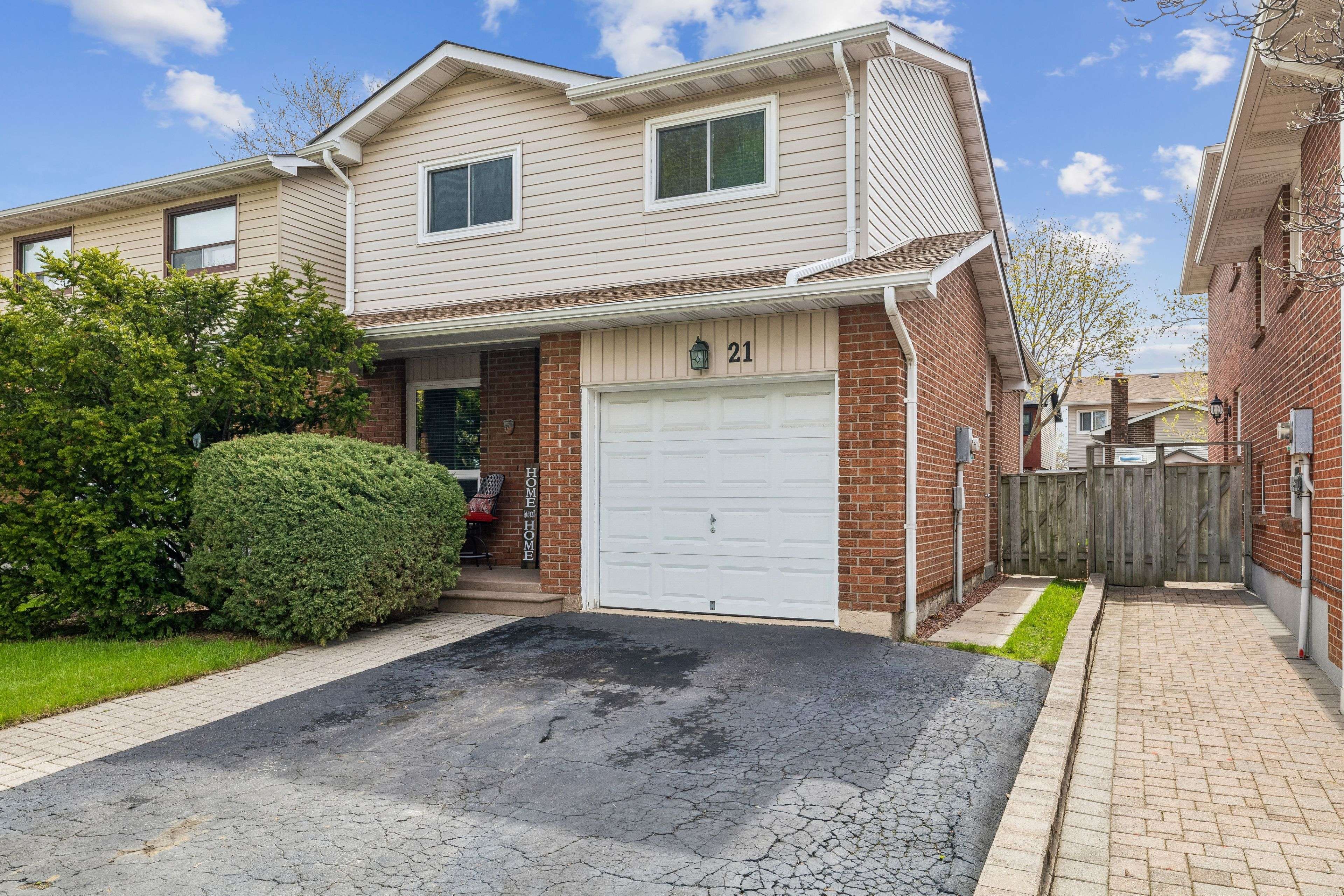 21 Lionshead Lookout N/A, Brampton, ON L6S 3X2