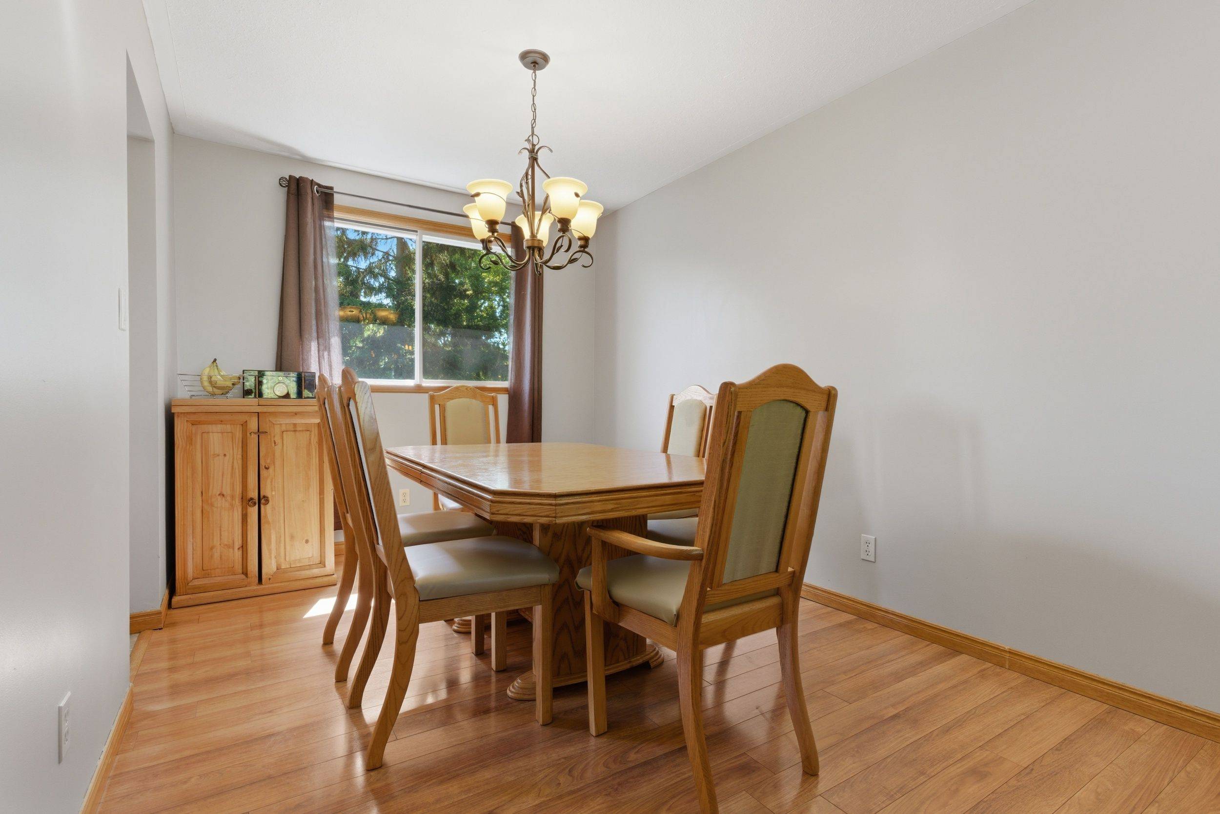57 Wade RD, West Lincoln, ON L0R 2A0