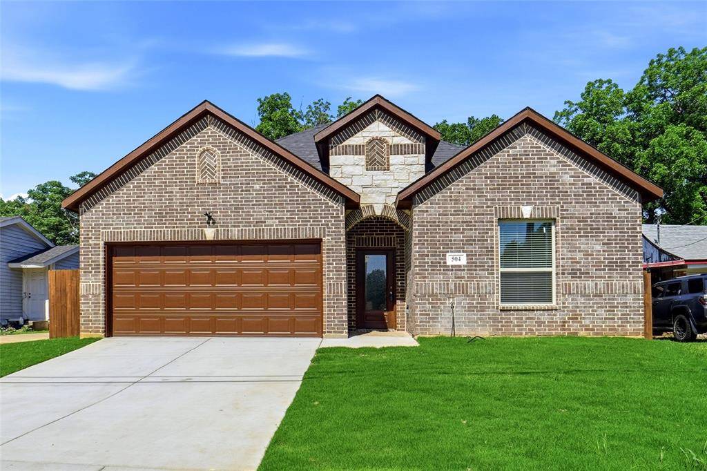 504 Paradise Street, Fort Worth, TX 76111