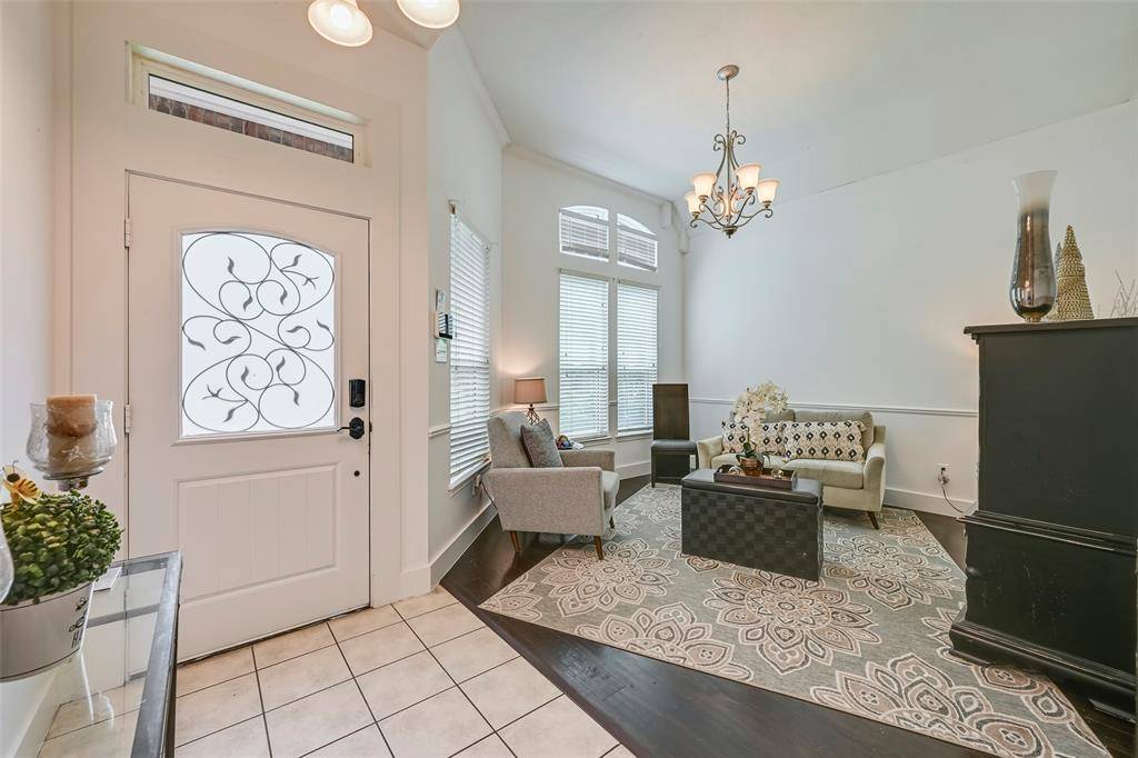 6017 Baskerville Drive, Rowlett, TX 75087