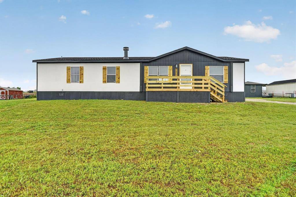 5803 Kentucky Street, Joshua, TX 76058