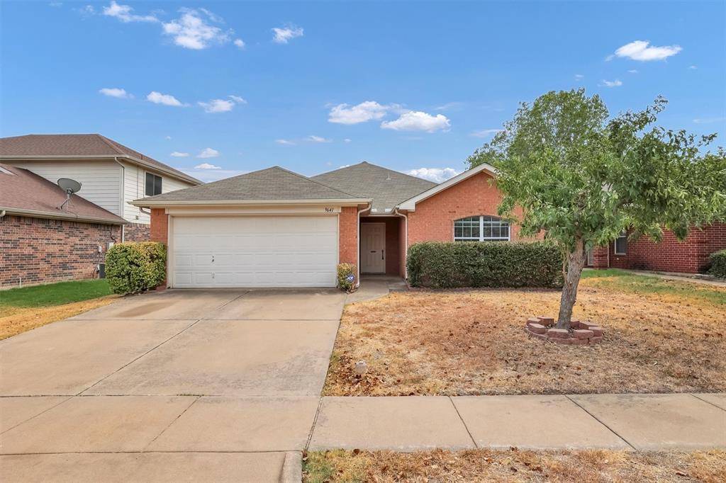 9641 Olivia Drive, Fort Worth, TX 76108