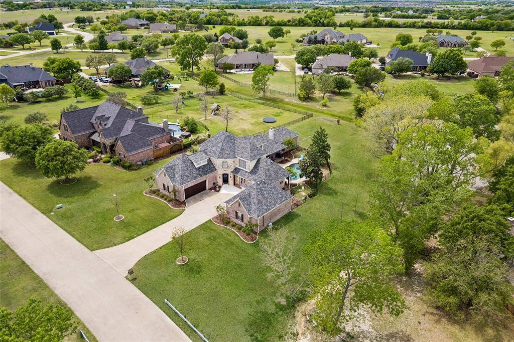 1320 Lakeview Drive, Celina, TX 75009