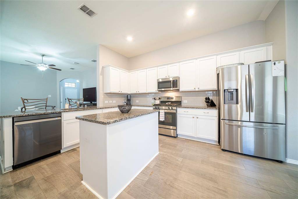 8900 Devonshire Drive, Fort Worth, TX 76131