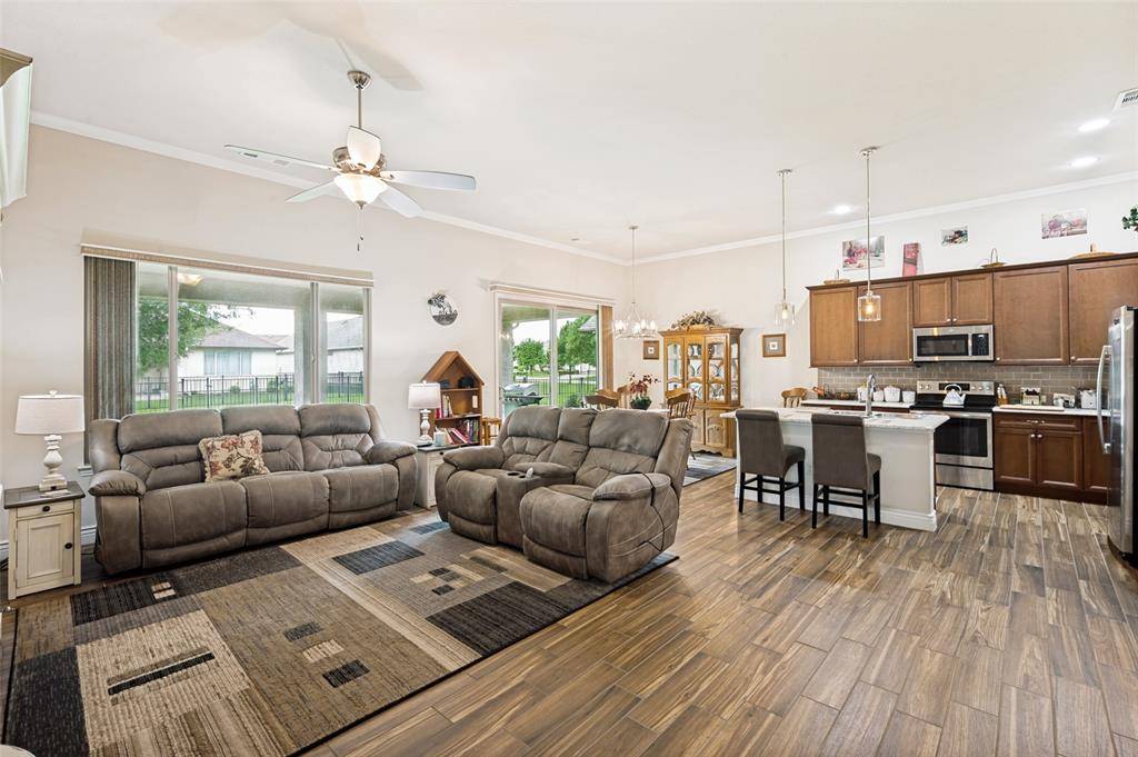 9904 Orangewood Trail, Denton, TX 76207