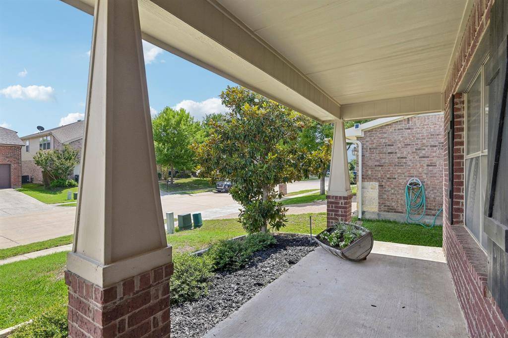 2032 Athabasca Falls Drive, Anna, TX 75409