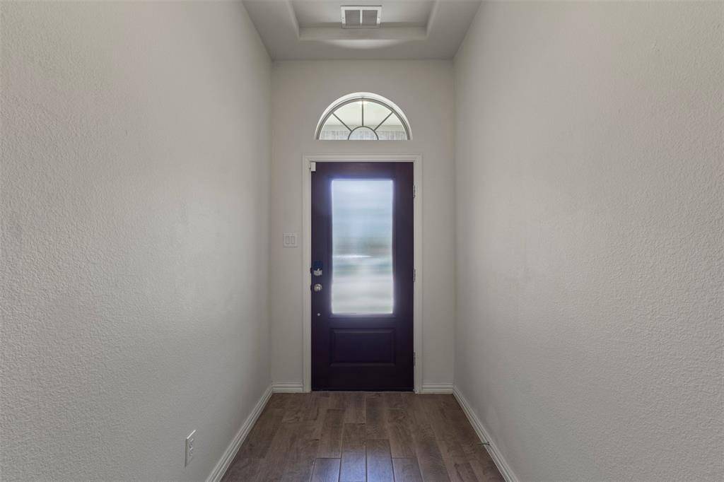 7229 Navoti Trail, Fort Worth, TX 76131