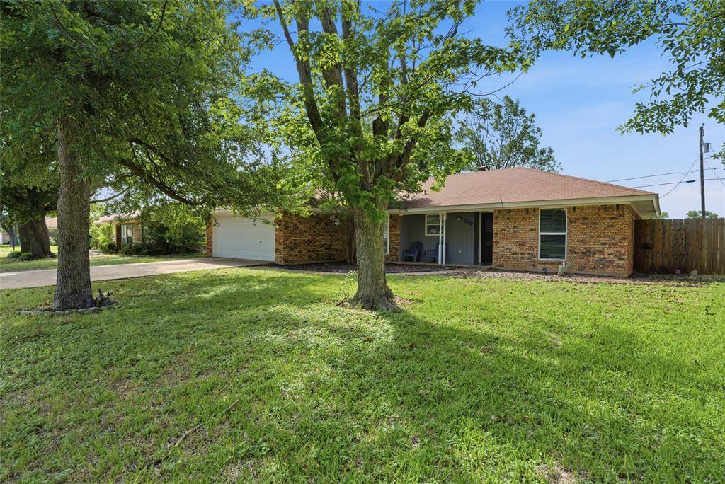 119 Blue Jay Street, Stephenville, TX 76401