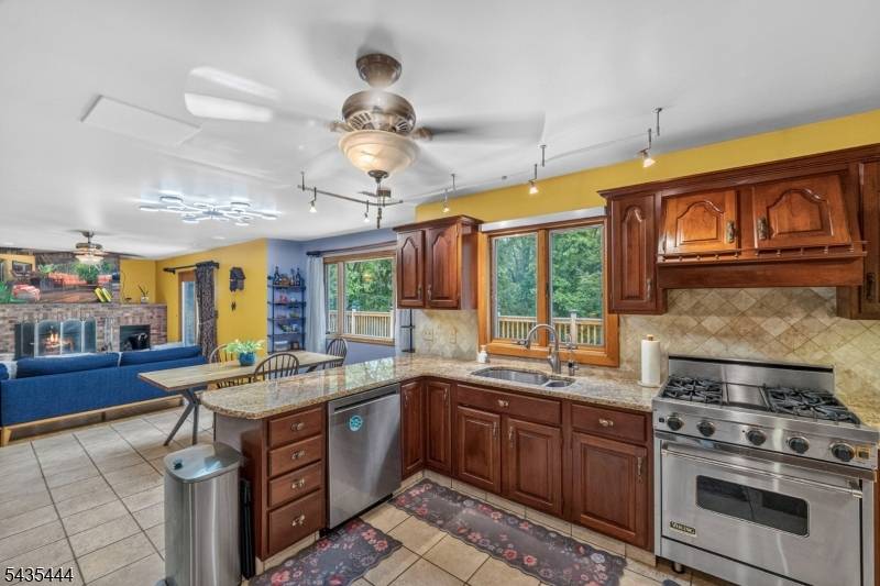 5110 Berkshire Valley Rd, Jefferson Twp., NJ 07438