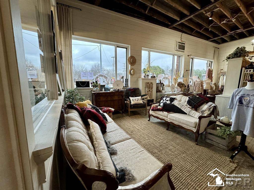 101 S Lane ST, Blissfield, MI 49228