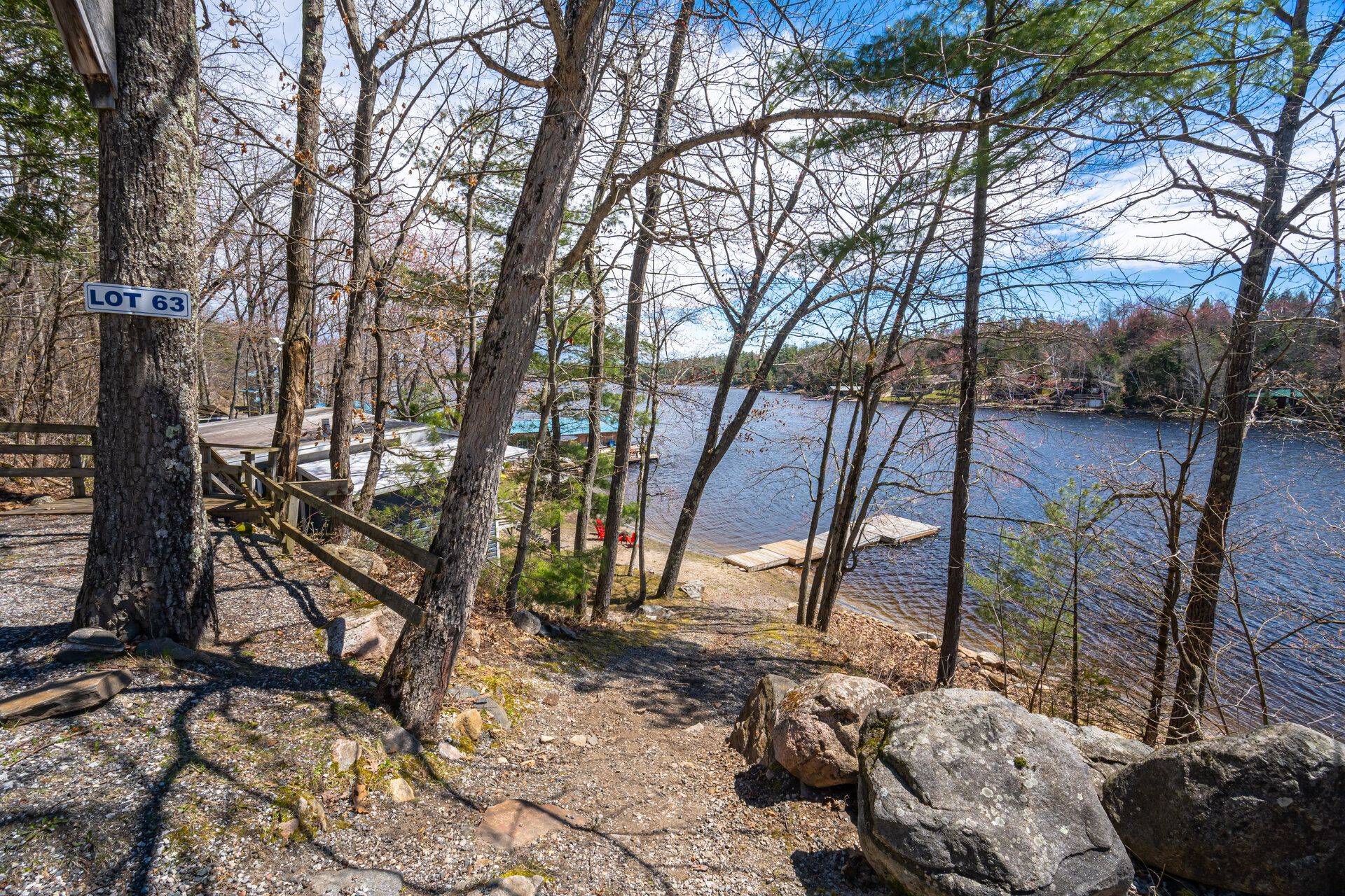 983 Harrison TRL, Georgian Bay, ON P0C 1H0