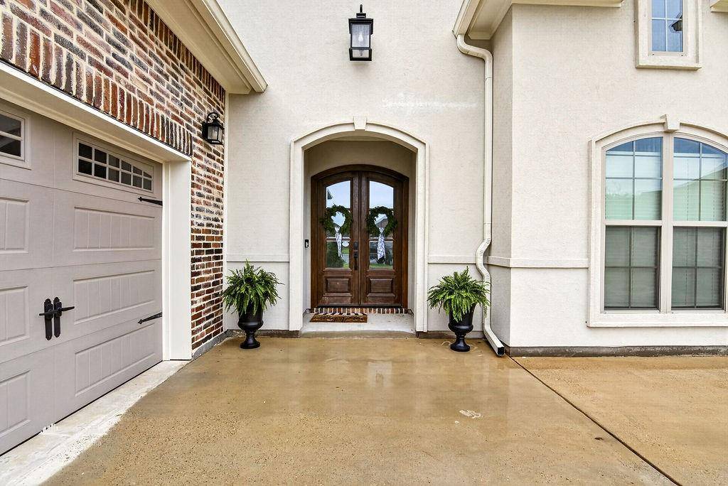 260 Arrowhead Drive, Bossier City, LA 71111