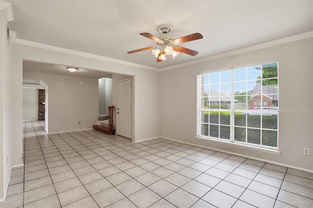 1037 Monarch Drive, Lewisville, TX 75067