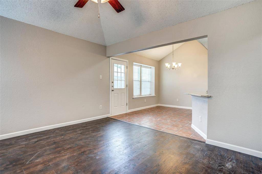 2124 Artherfield Drive, Carrollton, TX 75006