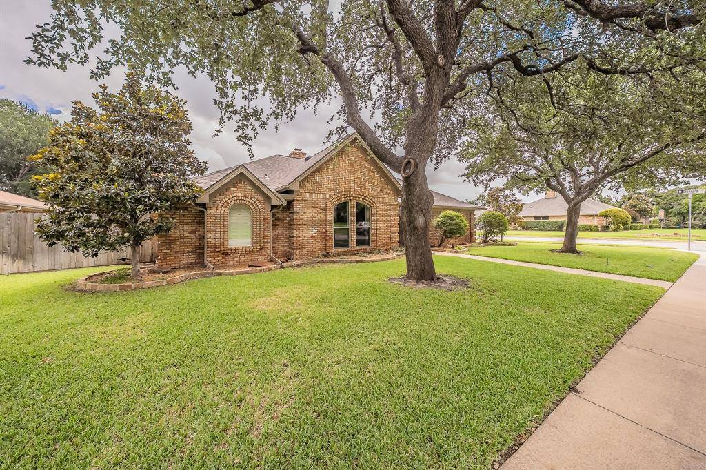 3032 Shenandoah Drive, Bedford, TX 76021