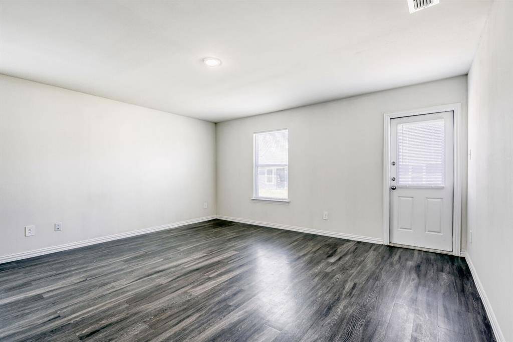 429 Shorty Street, Mabank, TX 75147