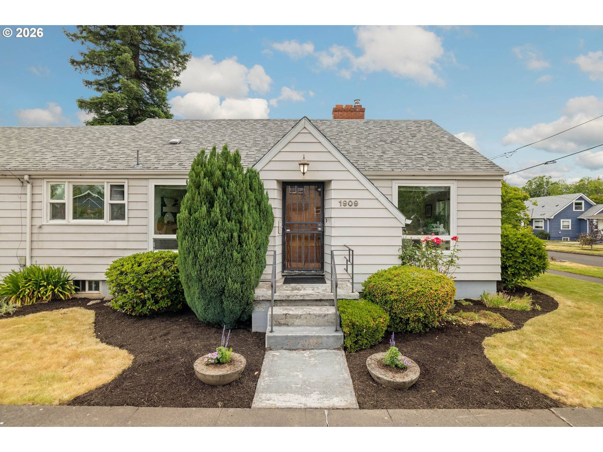 1909 N BRYANT ST, Portland, OR 97217