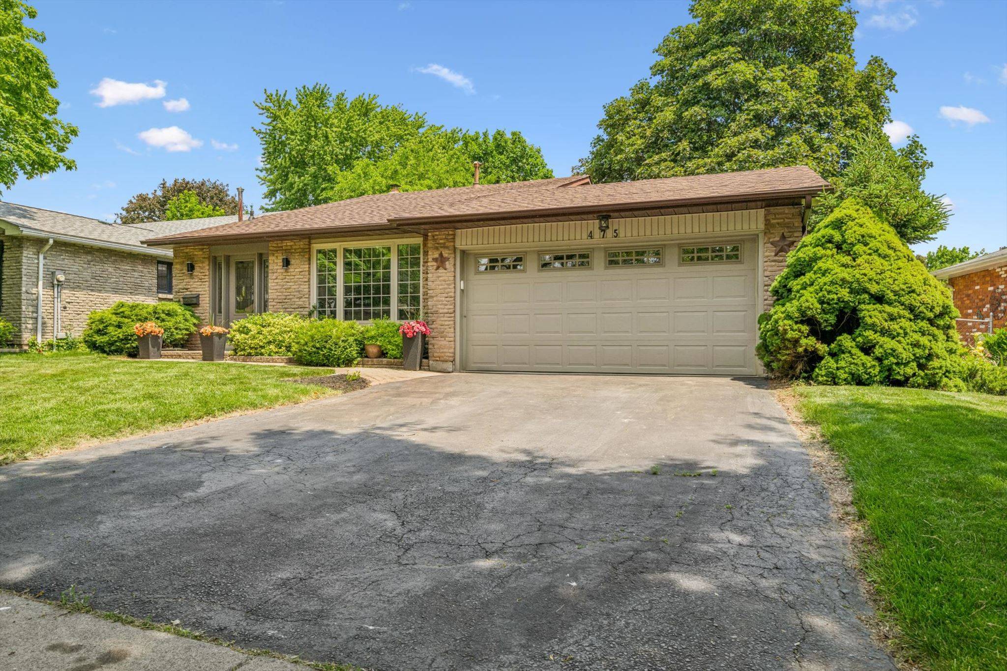 475 Vanguard CRES, Oakville, ON L6L 5G6