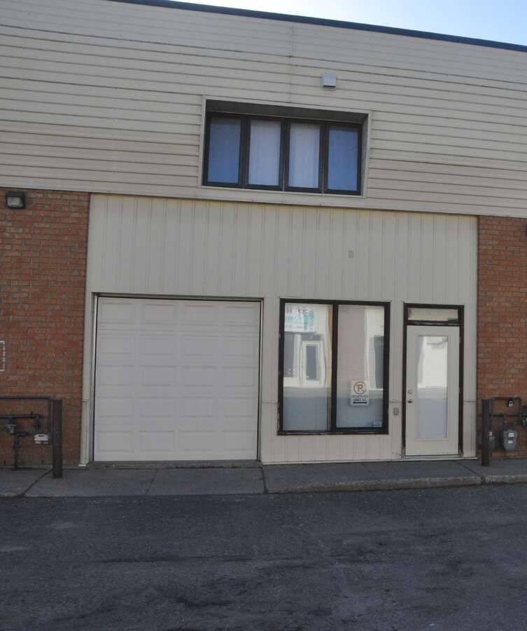 5470 Canotek RD #33, Beacon Hill North - South And Area, ON K1J 9H4