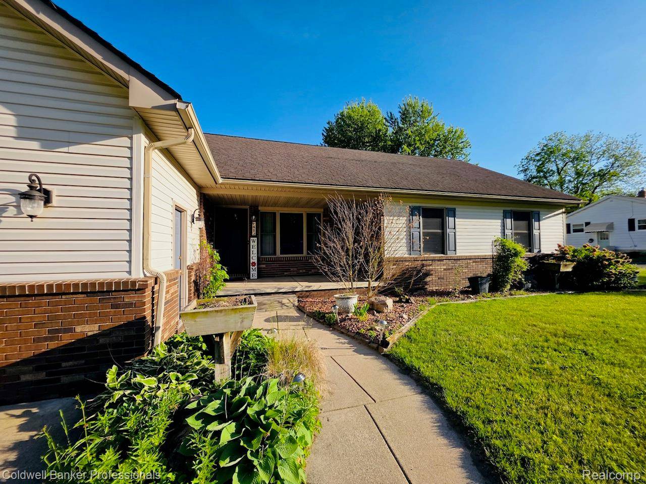 412 Rosette ST, Holly Village, MI 48442