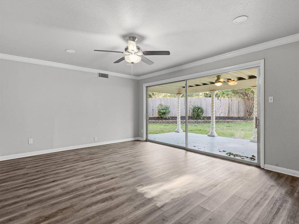 4900 Vega Court E, Fort Worth, TX 76133