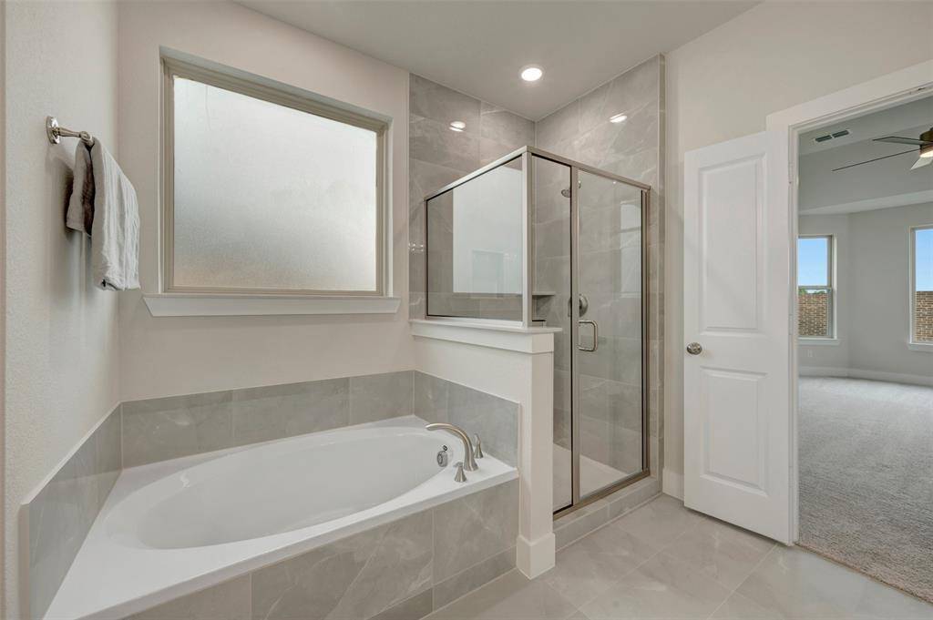 1116 Hitching Post Way, Oak Point, TX 75068