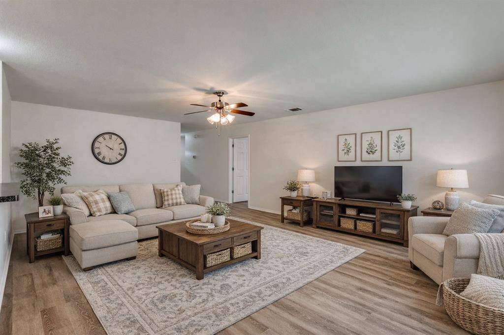 1012 Barbara Street, Denton, TX 76209