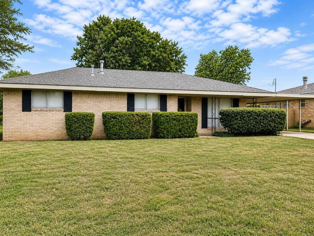1507 Hulme Street, Bowie, TX 76230