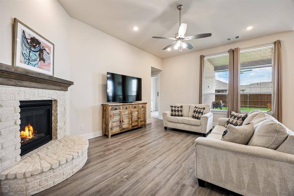 4020 Grotto Drive, Royse City, TX 75189