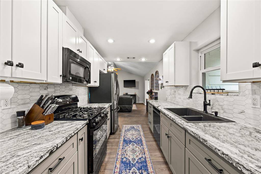 1407 Donley Drive, Euless, TX 76039
