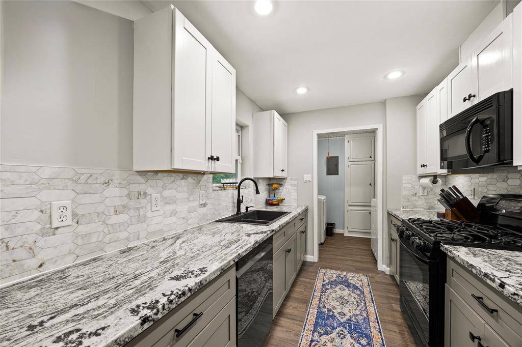 1407 Donley Drive, Euless, TX 76039