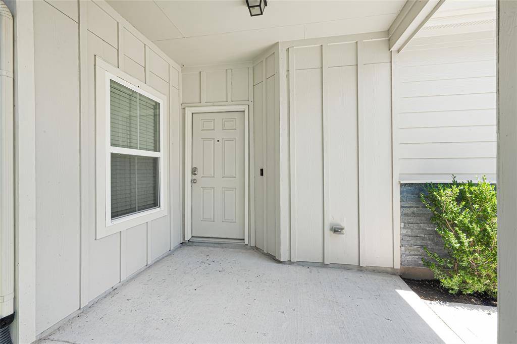 124 Camelot Place Court, Conroe, TX 77304