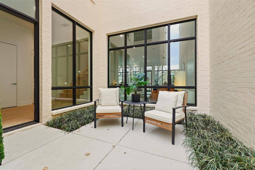 610 N Oak Cliff Boulevard #306, Dallas, TX 75208