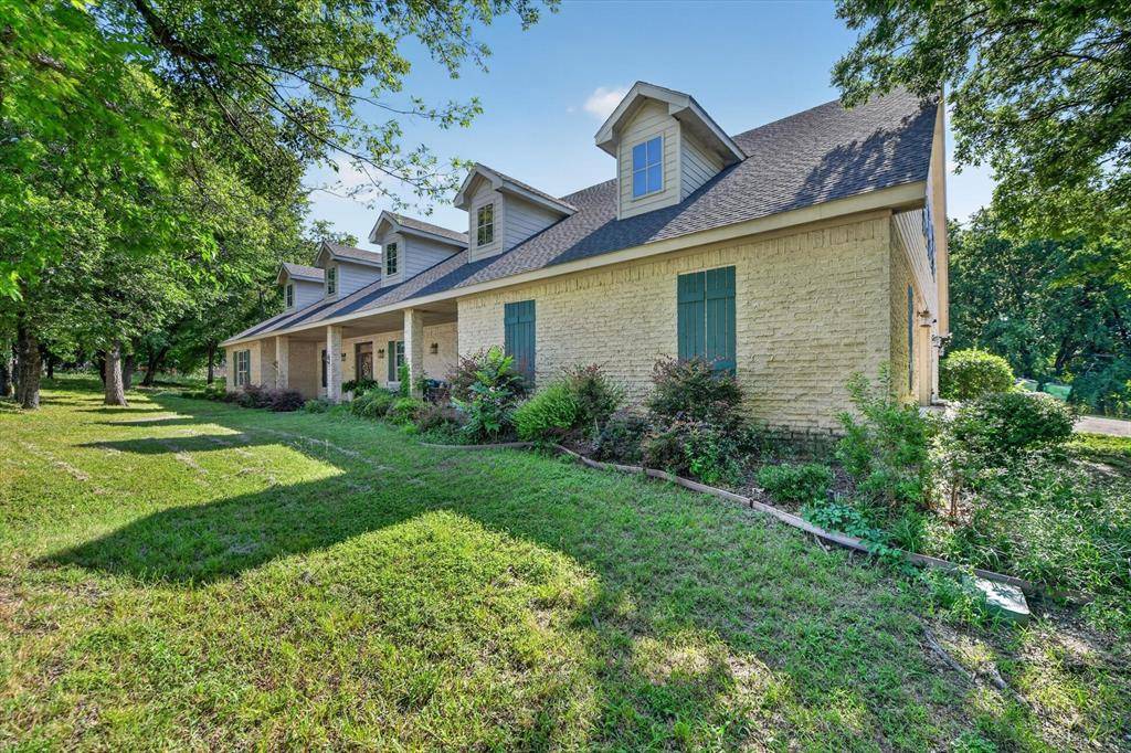 507 N State Street, Decatur, TX 76234