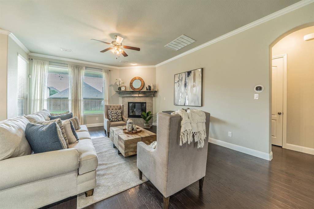 5904 Richmond Drive, North Richland Hills, TX 76180