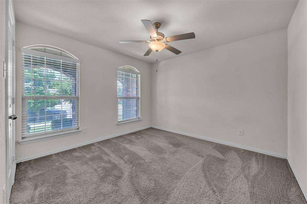 9106 Fall Creek Court, Arlington, TX 76002