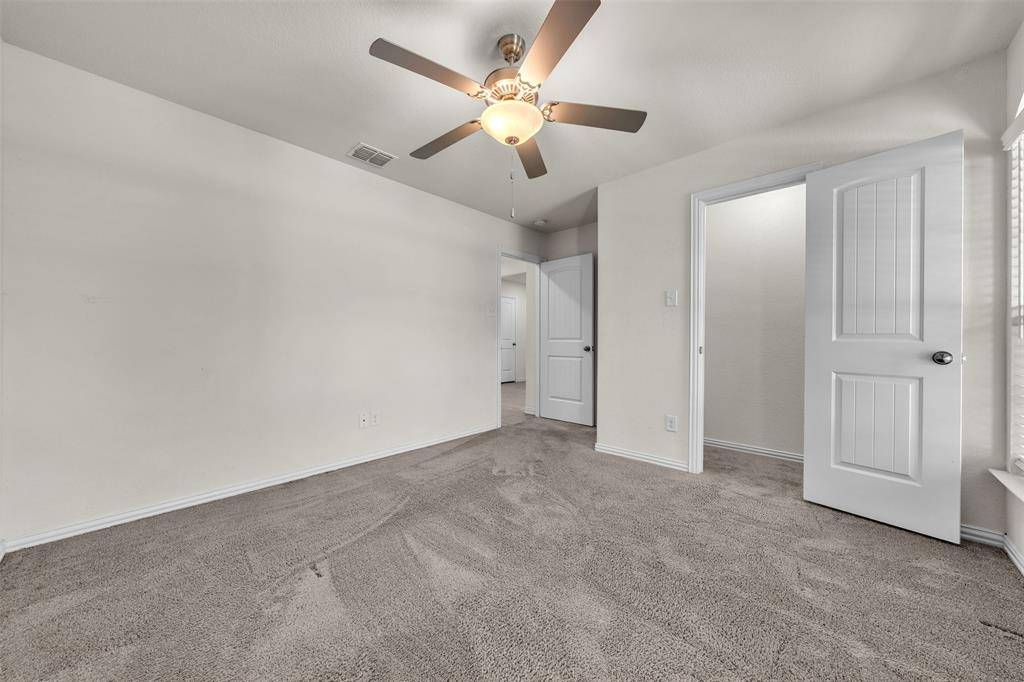 9106 Fall Creek Court, Arlington, TX 76002
