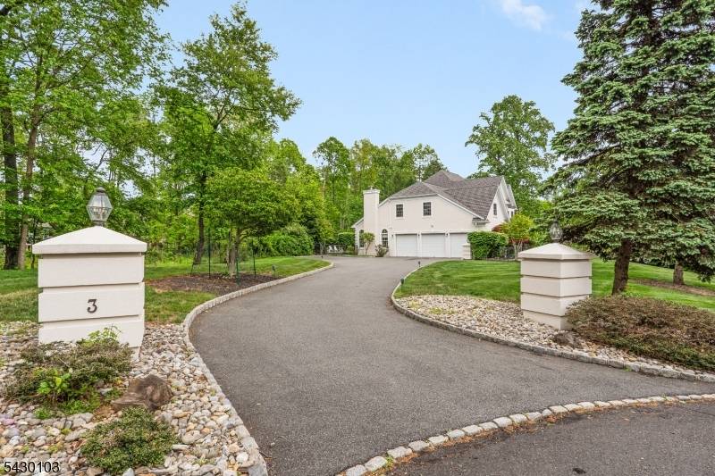 3 Bayview Ter, Green Brook Twp., NJ 08812