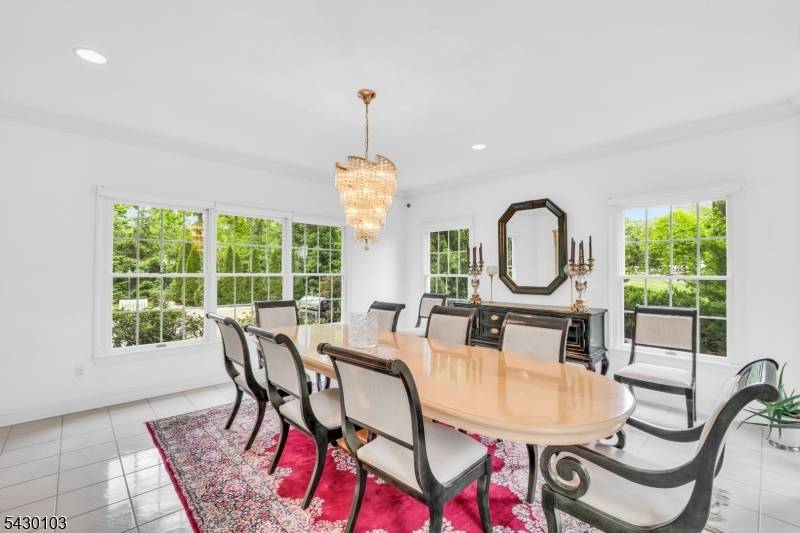 3 Bayview Ter, Green Brook Twp., NJ 08812