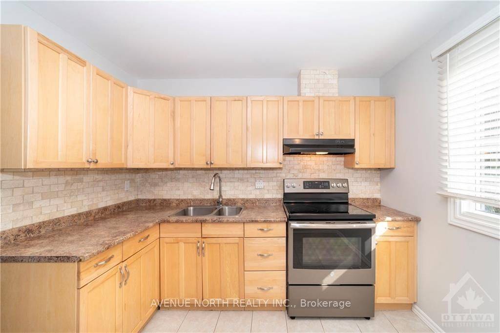 1959 Greenway Pkwy #50, Blackburn Hamlet, ON K1B 5A9