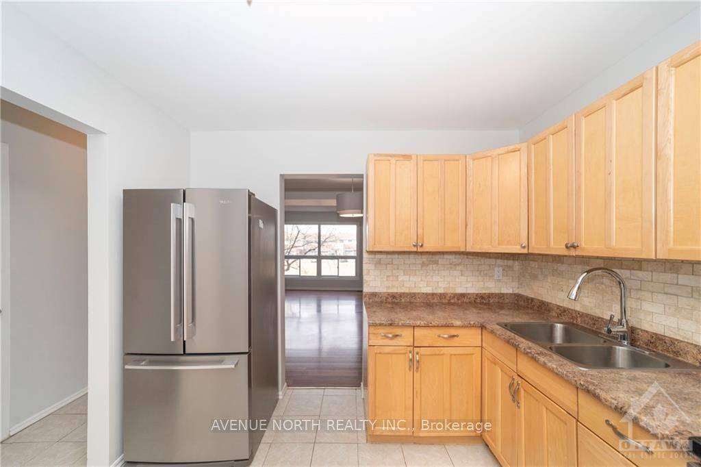 1959 Greenway Pkwy #50, Blackburn Hamlet, ON K1B 5A9