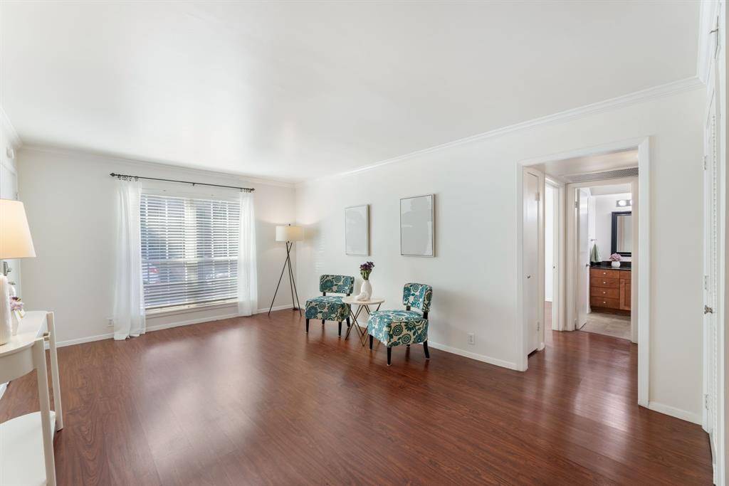 7908 Royal Lane #122 B, Dallas, TX 75230